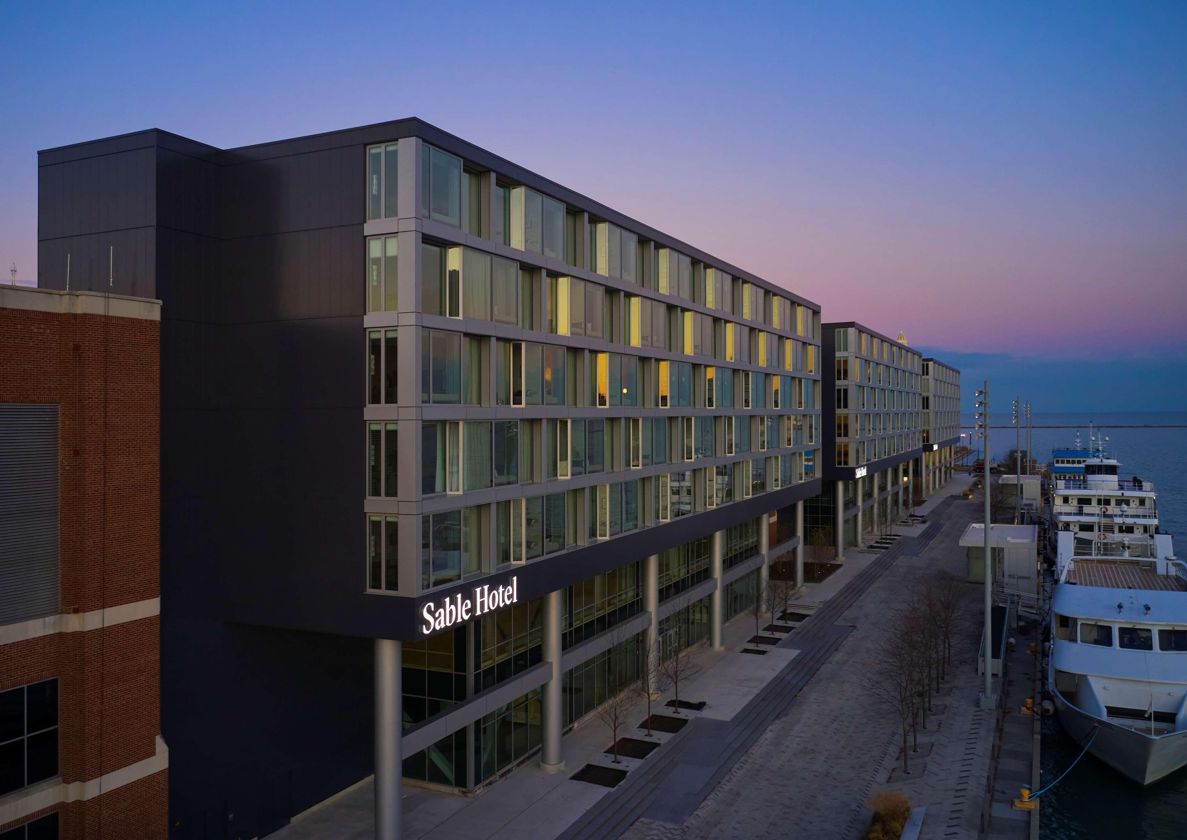 Sable At Navy Pier Chicago, Curio Collection By Hilton Hotel Екстериор снимка