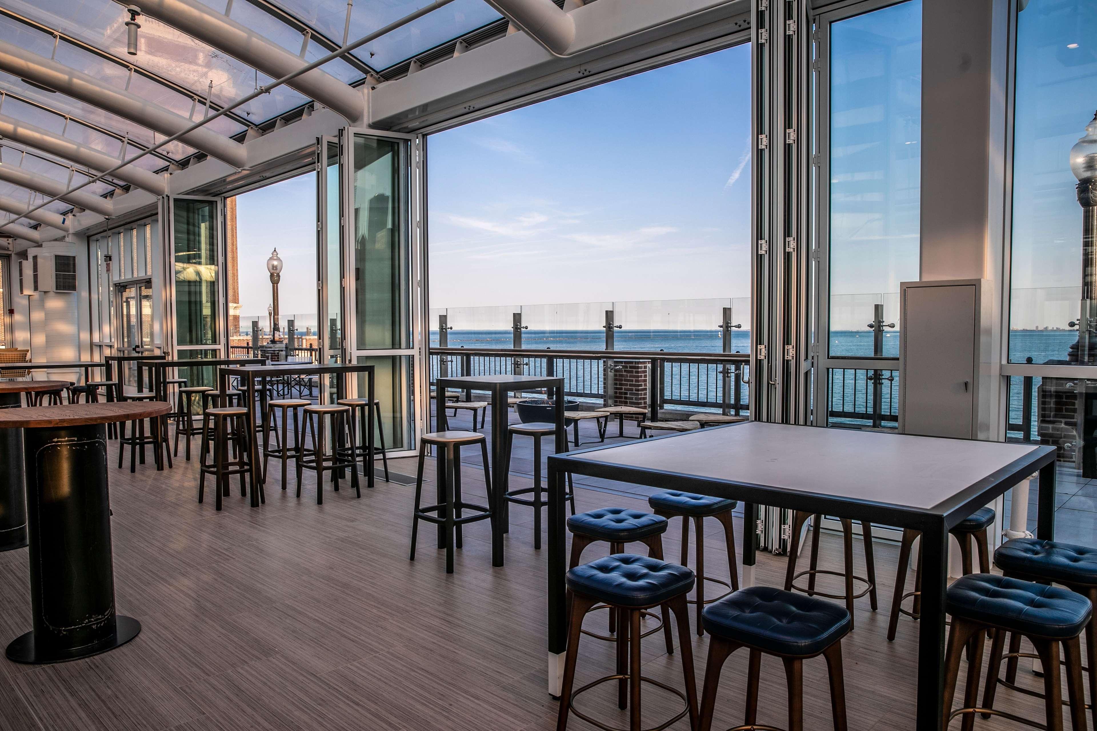 Sable At Navy Pier Chicago, Curio Collection By Hilton Hotel Екстериор снимка