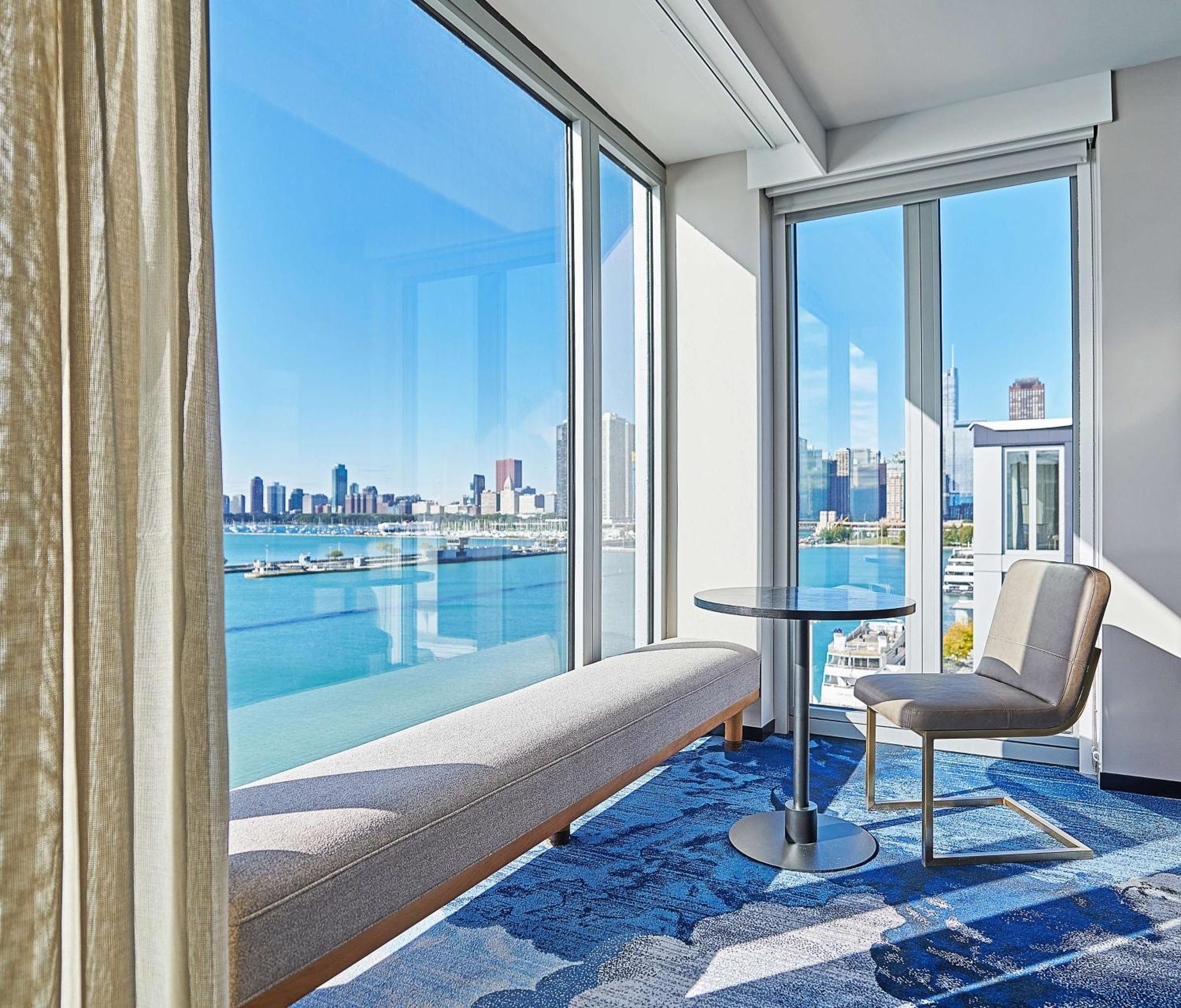Sable At Navy Pier Chicago, Curio Collection By Hilton Hotel Екстериор снимка
