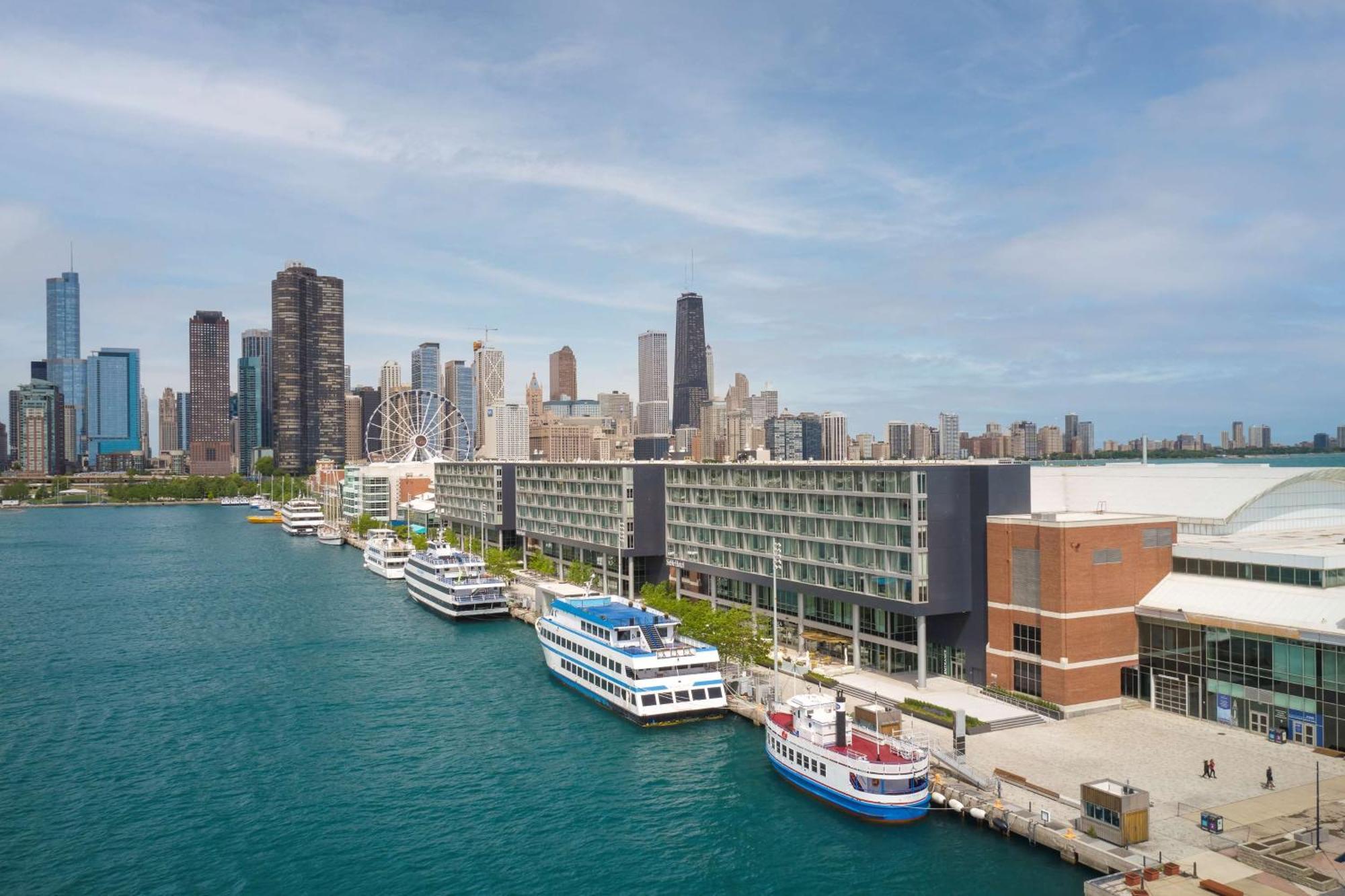 Sable At Navy Pier Chicago, Curio Collection By Hilton Hotel Екстериор снимка