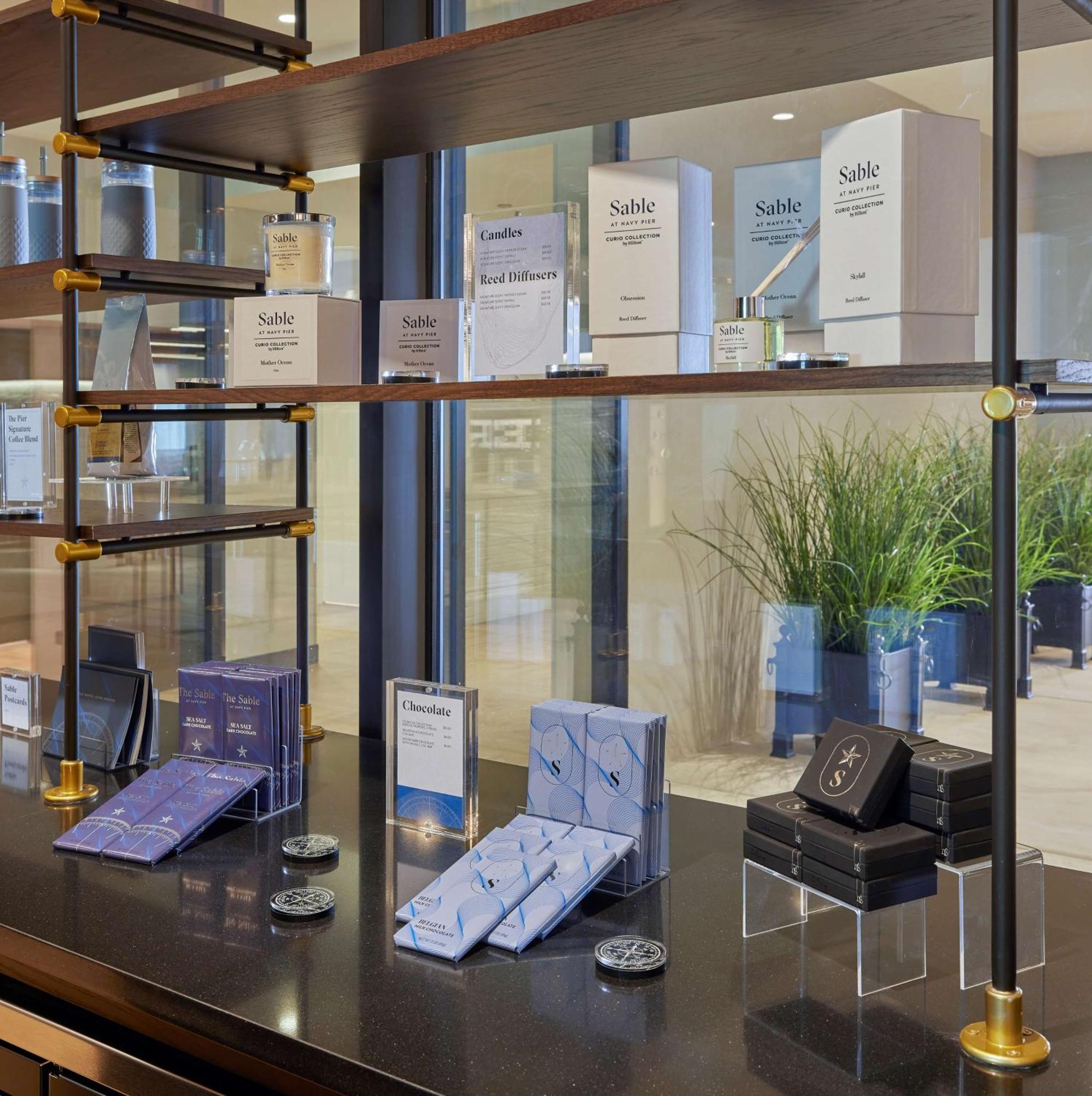 Sable At Navy Pier Chicago, Curio Collection By Hilton Hotel Екстериор снимка