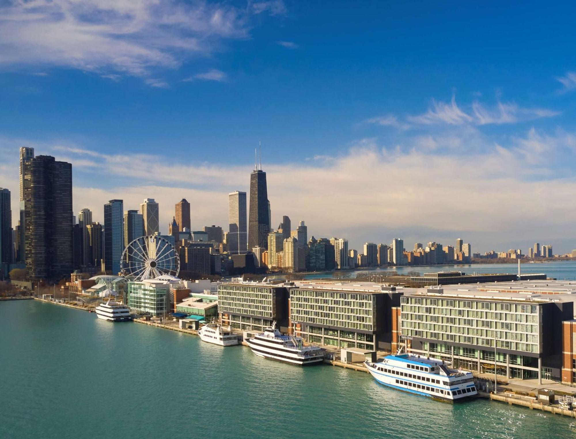 Sable At Navy Pier Chicago, Curio Collection By Hilton Hotel Екстериор снимка